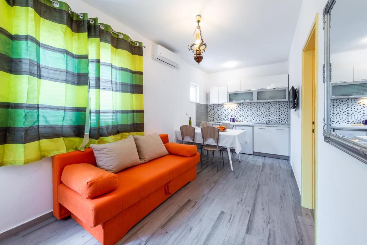 Apartment Fiorenini มลินี ภายนอก รูปภาพ