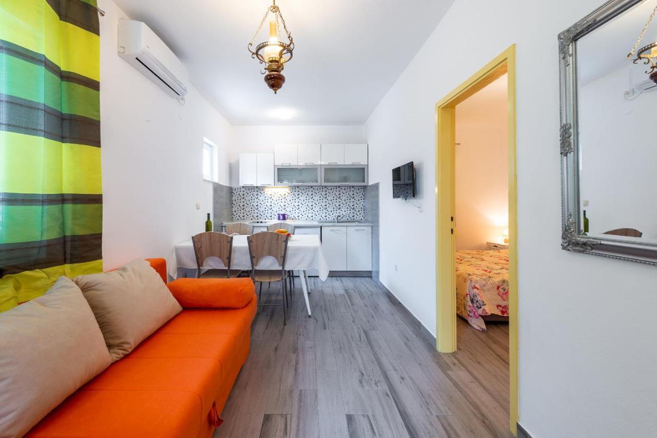 Apartment Fiorenini มลินี ภายนอก รูปภาพ
