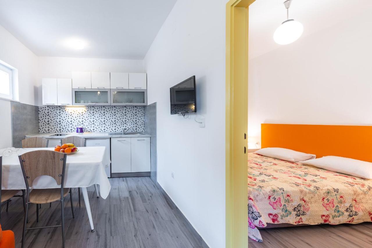 Apartment Fiorenini มลินี ภายนอก รูปภาพ