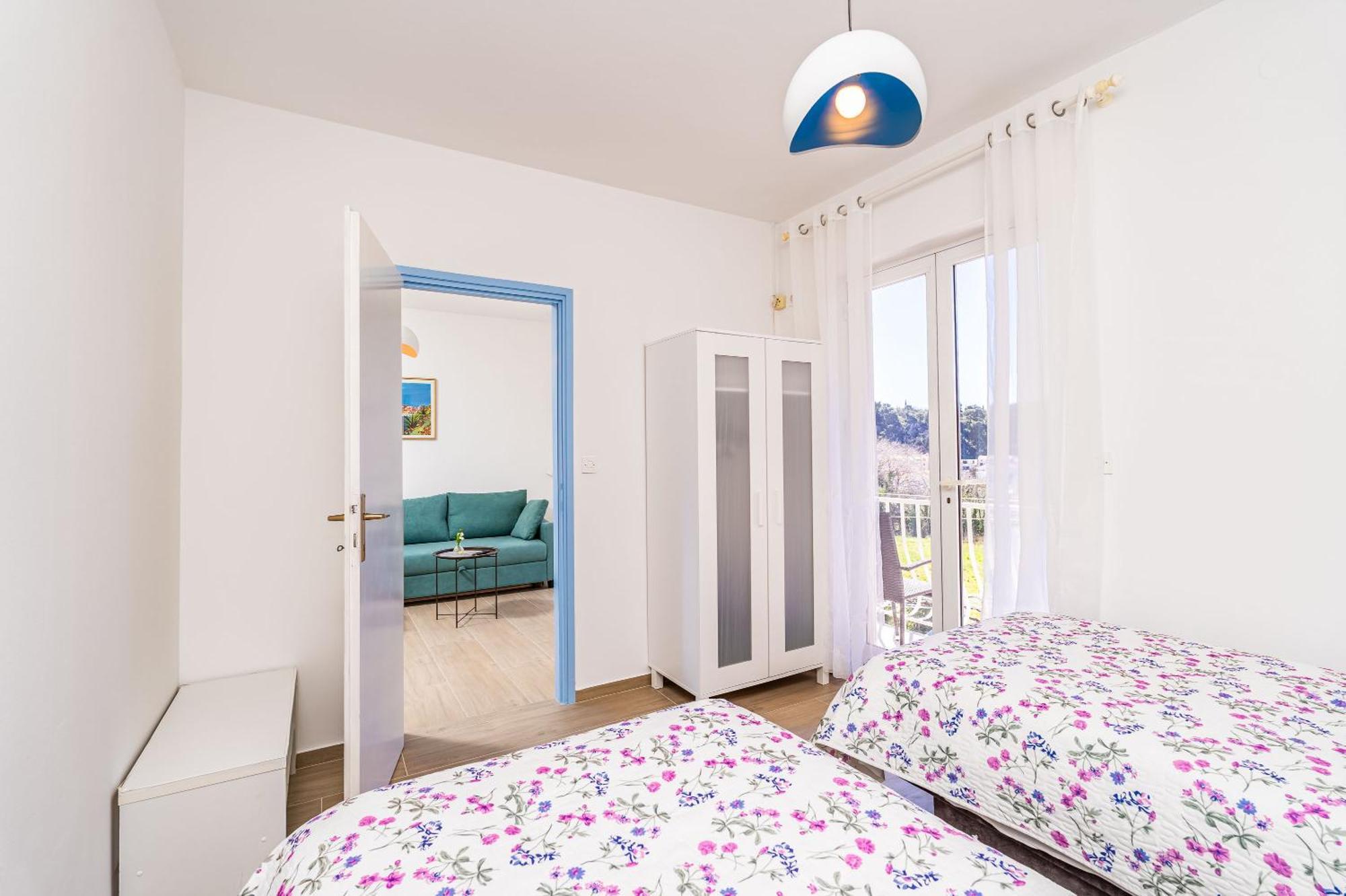 Apartment Fiorenini มลินี ภายนอก รูปภาพ