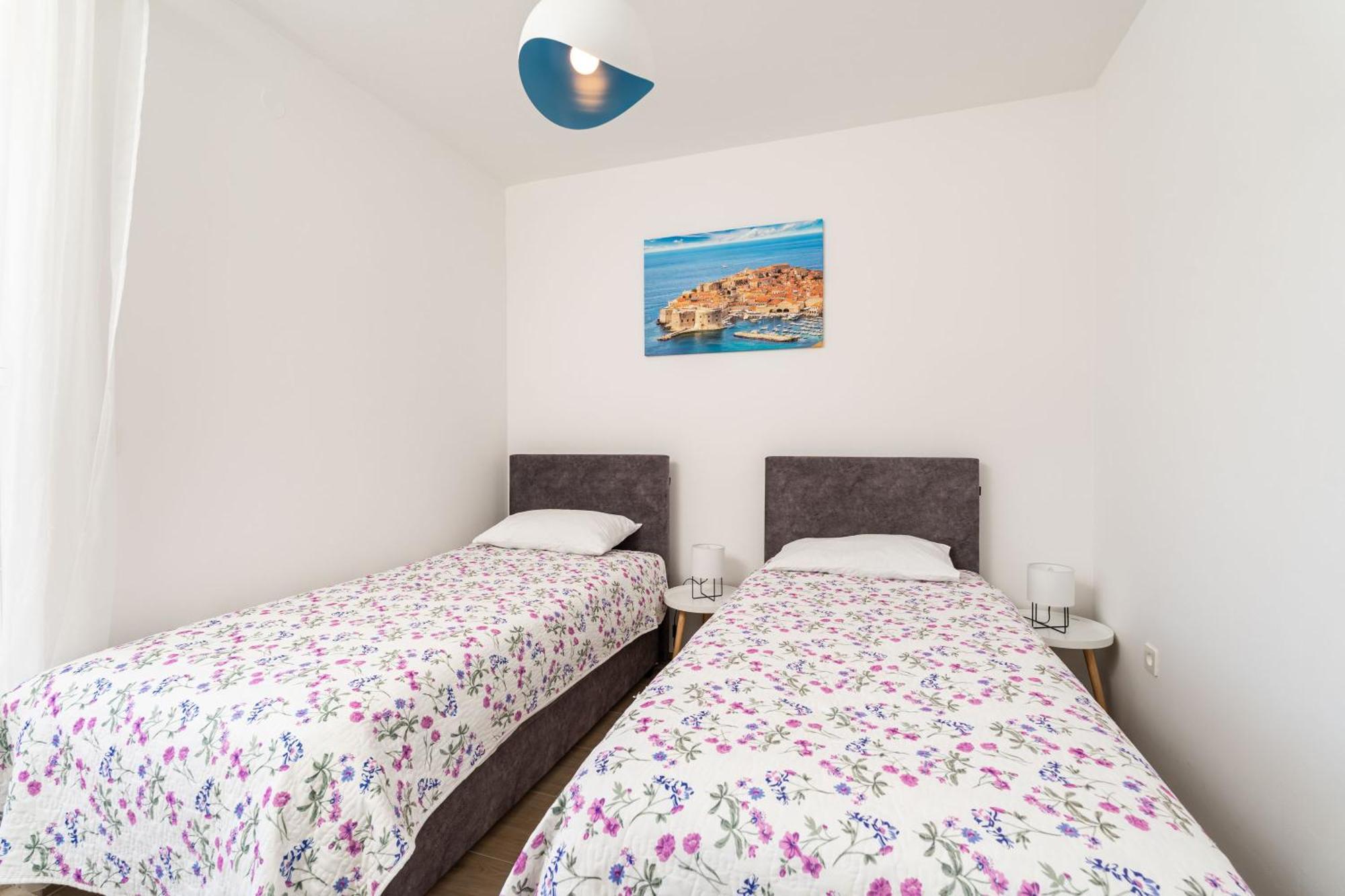 Apartment Fiorenini มลินี ภายนอก รูปภาพ