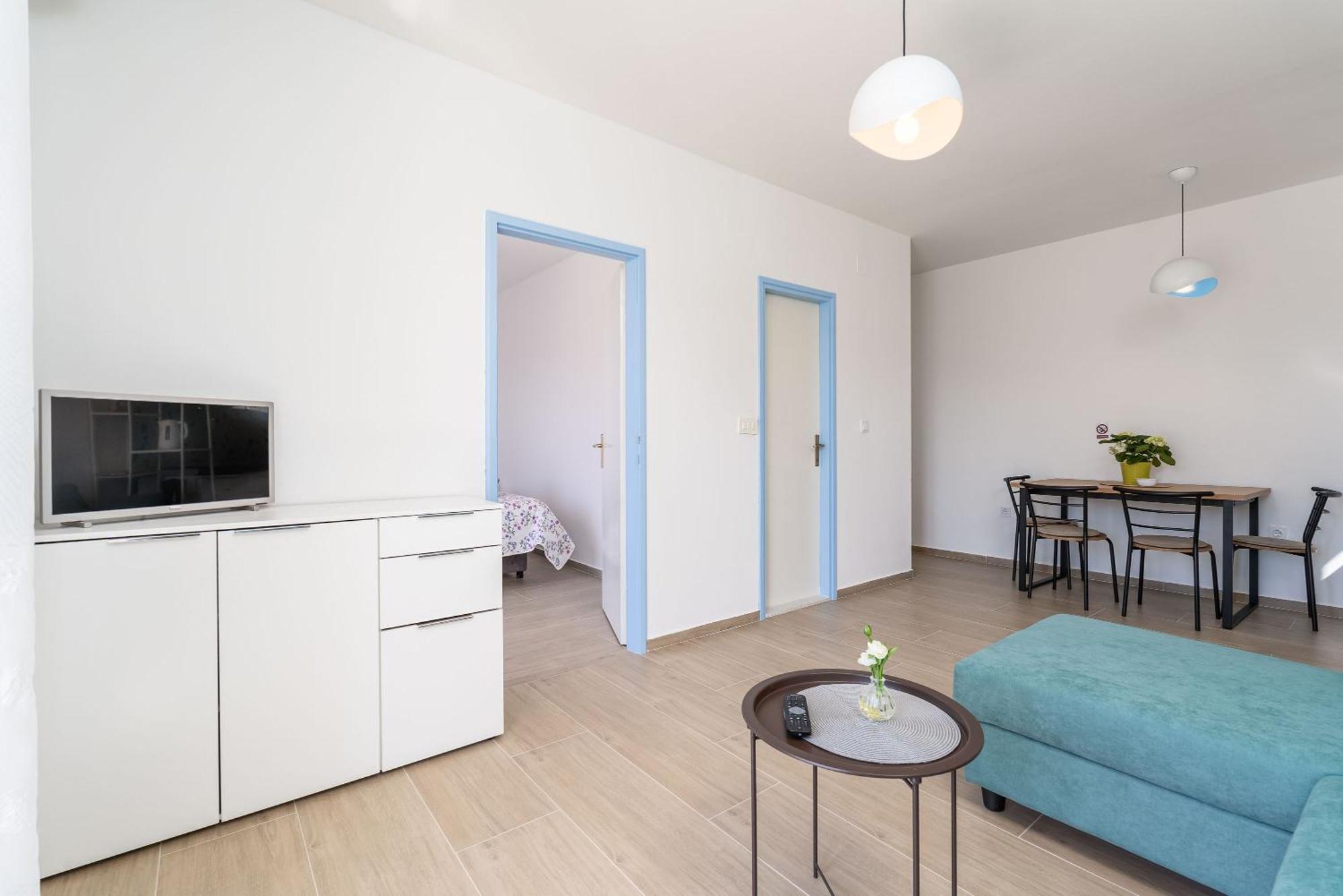 Apartment Fiorenini มลินี ภายนอก รูปภาพ