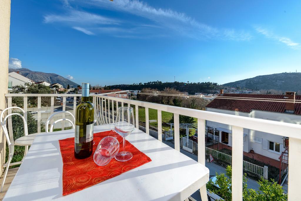 Apartment Fiorenini มลินี ภายนอก รูปภาพ