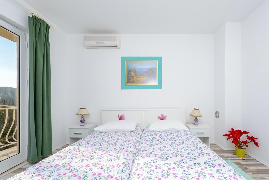 Apartment Fiorenini มลินี ภายนอก รูปภาพ