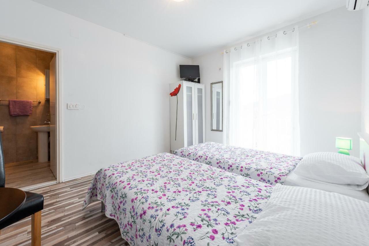 Apartment Fiorenini มลินี ภายนอก รูปภาพ